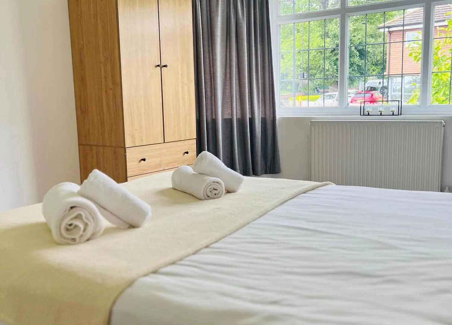 Hospital Gem! 3 Beds, High Speed Wifi, Dedicated Workspace, Private Parking Southampton